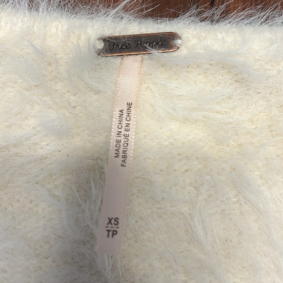 SOLD Free People White Fuzzy Sweater - Picture 2 of 2